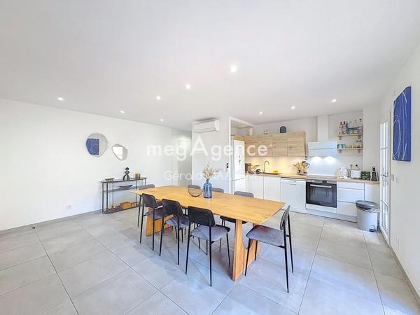 Maison à GRIMAUD, 83310 - 7 pièces 167m²