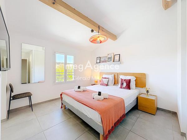 Maison à GRIMAUD, 83310 - 7 pièces 167m²