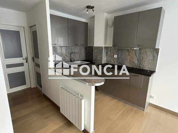 Location Studio 29 m² - RUE VICTOR ROUGIER - LE NOTRE DAME Le Beausset 83330