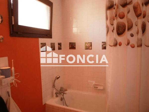 Location Appartement 3 pièces 75.21 m² - 2 BIS RUE CHARLES PEGUY Cognin 73160