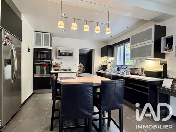 Maison à vendre 6 pièces 185,6 m² Bléré