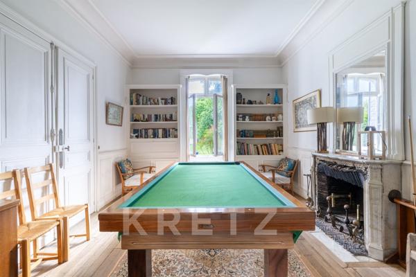 Maison de maitre du XIXème siècle et sa dépendance, à 30 minutes de Paris