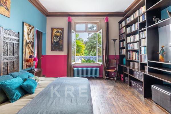 Maison de maitre du XIXème siècle et sa dépendance, à 30 minutes de Paris