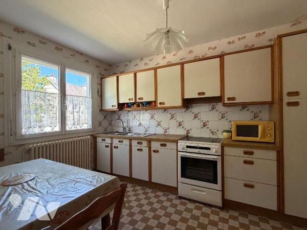 Maison à vendre à PONT-AVEN, dans le Finistère, 

En impasse, dans un quartier au calme situé...