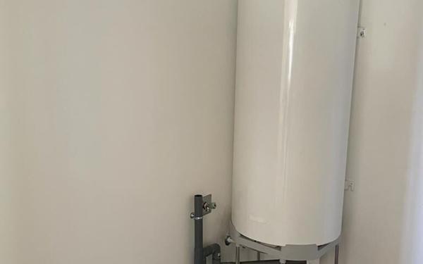 Appartement à louer    2 pièces •  Annesse-et-Beaulieu