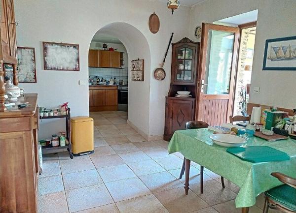 Maison à vendre    6 pièces •  Damgan