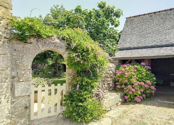 Maison à vendre    6 pièces •  Damgan