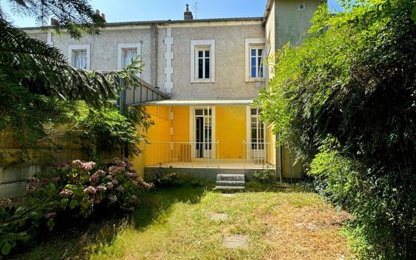 Maison à louer    6 pièces • 118,54 m2 Périgueux