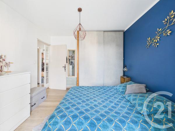 Appartement F3 à vendre  3 pièces - 72,84 m2 LA VALETTE DU VAR - 83