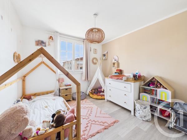 Appartement F3 à vendre  3 pièces - 72,84 m2 LA VALETTE DU VAR - 83