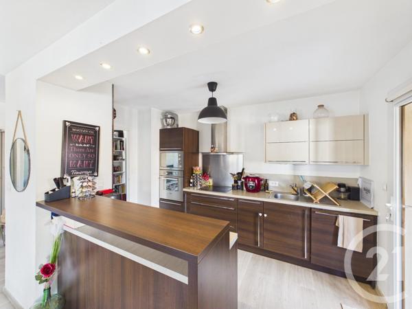 Appartement F3 à vendre  3 pièces - 72,84 m2 LA VALETTE DU VAR - 83