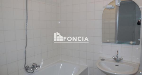 Location Appartement 3 pièces 61.24 m² - Pierrelatte 26700