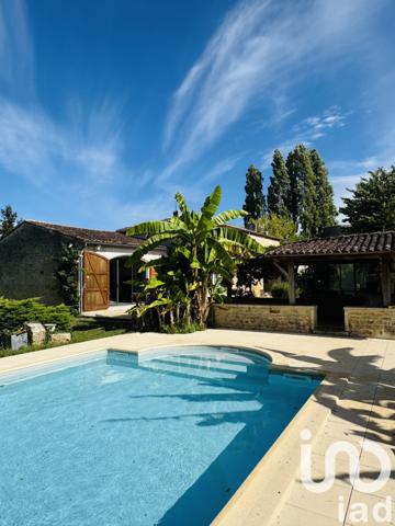 Maison à vendre 7 pièces 318 m² Gémozac