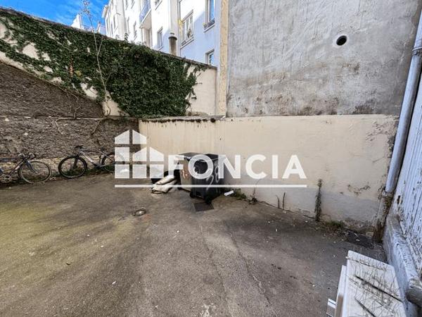 Location Studio 30.47 m² - 38 RUE PROFESSEUR GRIGNARD Lyon 69007