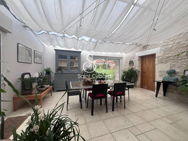 Maison Charentaise à vendre à Champniers – 5 chambres