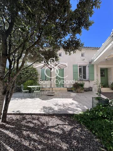 Maison Charentaise à vendre à Champniers – 5 chambres