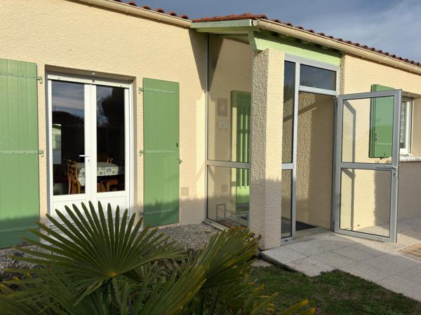 Maison de plain-pied 3 chambres avec jardin et garage - IDEAL pour une profession libérale - Quartier du stade à Châtelaillon-Plage