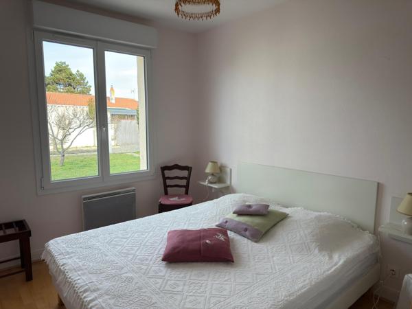 Maison de plain-pied 3 chambres avec jardin et garage - IDEAL pour une profession libérale - Quartier du stade à Châtelaillon-Plage