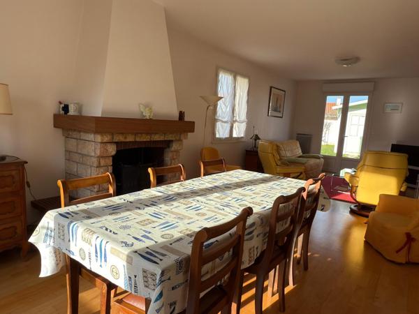 Maison de plain-pied 3 chambres avec jardin et garage - IDEAL pour une profession libérale - Quartier du stade à Châtelaillon-Plage