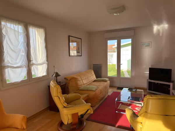 Maison de plain-pied 3 chambres avec jardin et garage - IDEAL pour une profession libérale - Quartier du stade à Châtelaillon-Plage