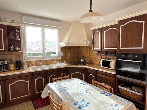 Maison de plain-pied 3 chambres avec jardin et garage - IDEAL pour une profession libérale - Quartier du stade à Châtelaillon-Plage