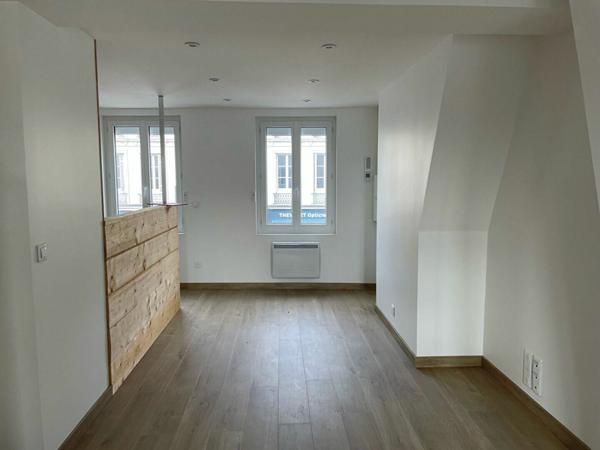 Appartement à louer    1 pièce •  Bourgtheroulde-Infreville