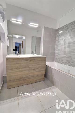 Appartement à vendre 4 pièces 81 m² Aubagne