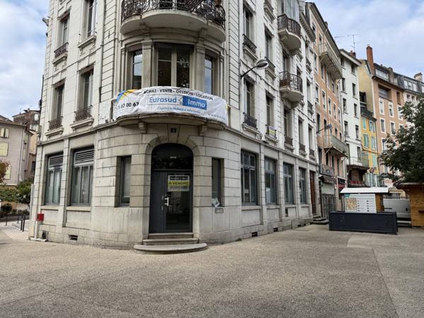 Local commercial 290m² emplacement numéro 1 à ANNONAY