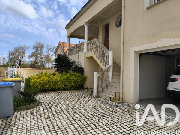 Maison à vendre 5 pièces 140 m² Sainte-Luce-sur-Loire
