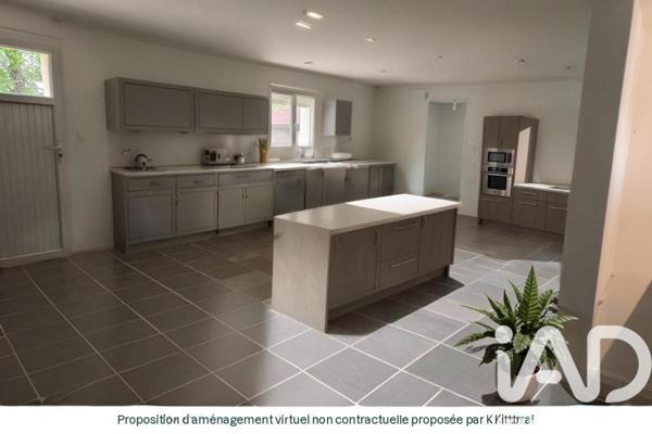 Maison à vendre 5 pièces 140 m² Sainte-Luce-sur-Loire