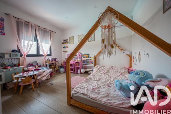 Maison à vendre 4 pièces 150 m² Vals-les-Bains