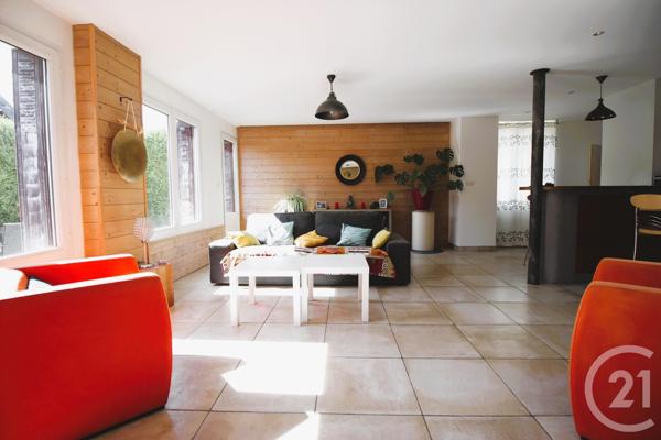 Appartement F4 à vendre  4 pièces - 109 m2 ST HILAIRE - 38