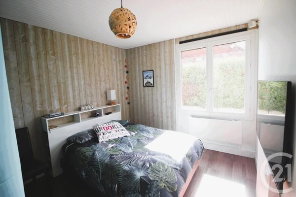 Appartement F4 à vendre  4 pièces - 109 m2 ST HILAIRE - 38