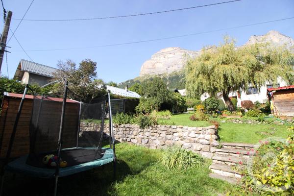 Appartement F4 à vendre  4 pièces - 109 m2 ST HILAIRE - 38