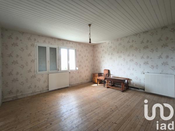 Maison 3 pièces de 66 m² à Saint-Lô (50000)