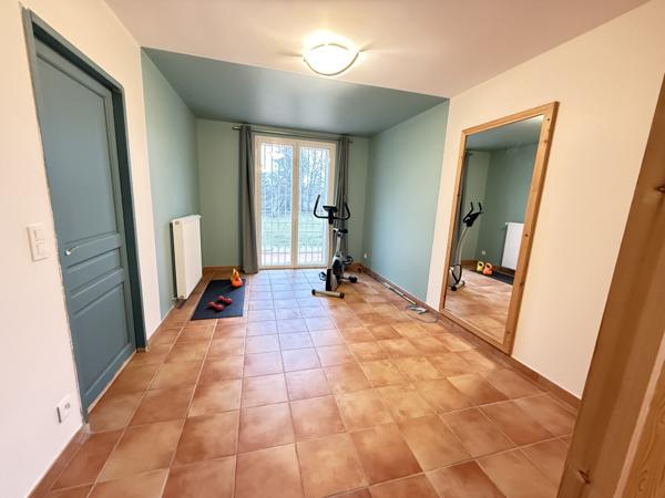 Le Soler (66270) Mas 10 pièces de 350m² édifier sur 25000 m² de terrain