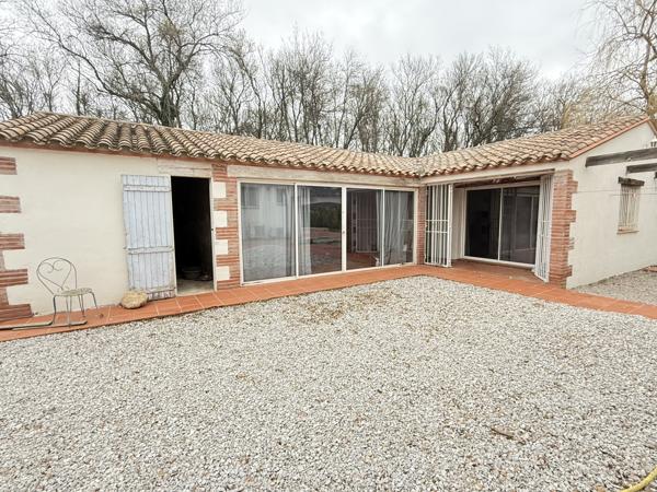 Le Soler (66270) Mas 10 pièces de 350m² édifier sur 25000 m² de terrain