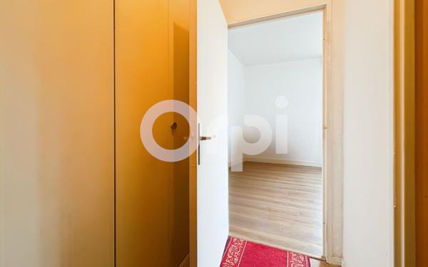 Appartement à vendre    1 pièce • 27 m2 Évreux