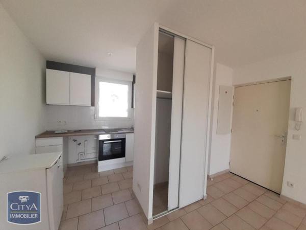 Appartement à louer 2 pièces 55.28m²