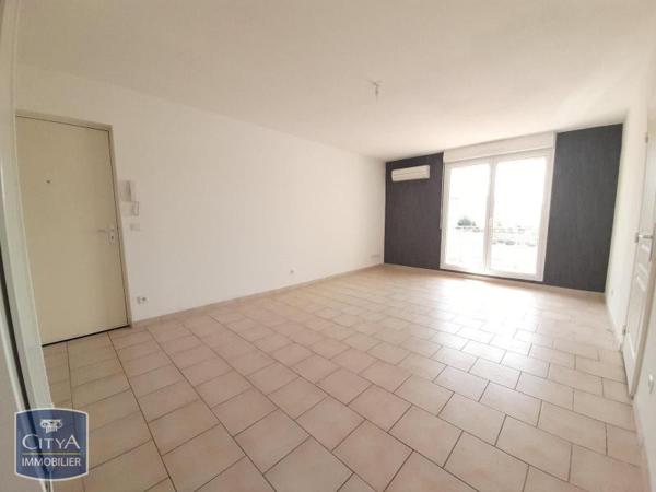Appartement à louer 2 pièces 55.28m²