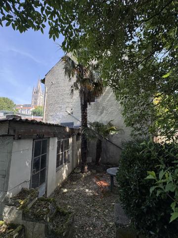 Saintes centre, Immeuble de rapport