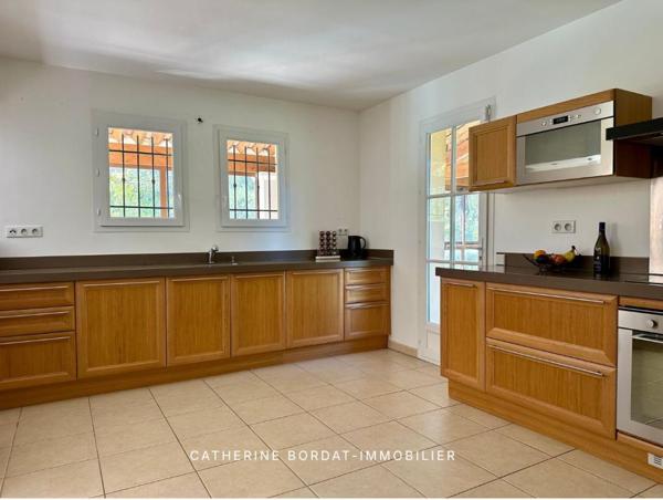 EXCLUSIVITÉ - Maison Mallemort Domaine de Pont Royal 6 pièces 160 m2