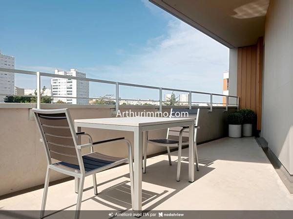 Vente                                                      Appartement
                        
                     3 pièces                      62 m2                     à Bonneuil-sur-Marne