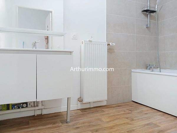 Vente                                                      Appartement
                        
                     3 pièces                      62 m2                     à Bonneuil-sur-Marne
