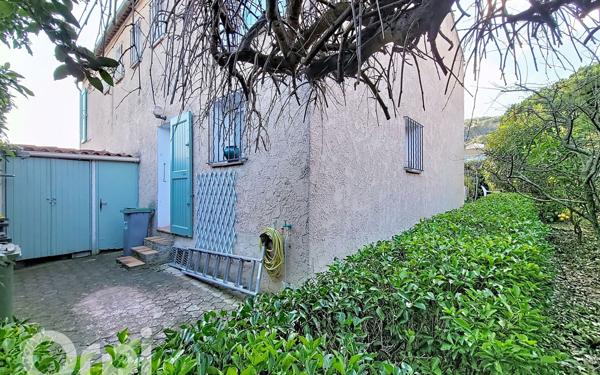 Maison à vendre    4 pièces •  Le Beausset