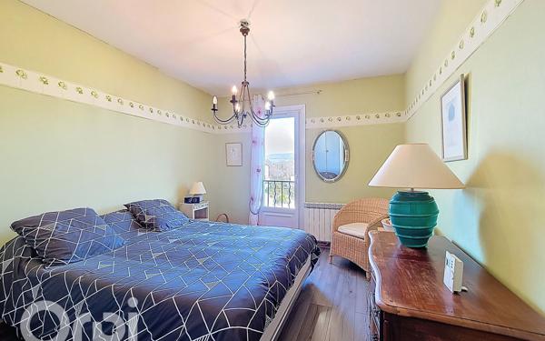 Maison à vendre    4 pièces •  Le Beausset