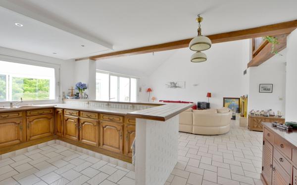 Maison à vendre    7 pièces • 218 m2 Quend