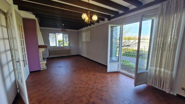 Maison fort potentiel , jolie Parcelle