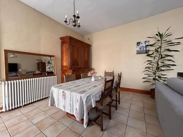 POITYIERS EST - MAISON ANCIENNE T 5 Poitiers (86000)