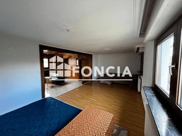 À vendre Local commercial 354 m² - Schiltigheim 67300